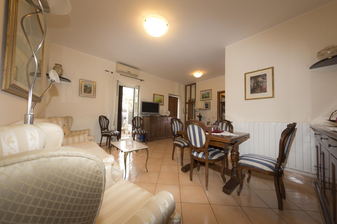 Pompei Deluxe Apartment Formia Exterior photo
